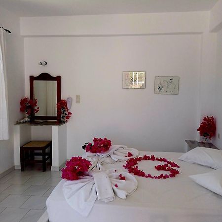 Mirsini Studios Parasporos Extérieur photo